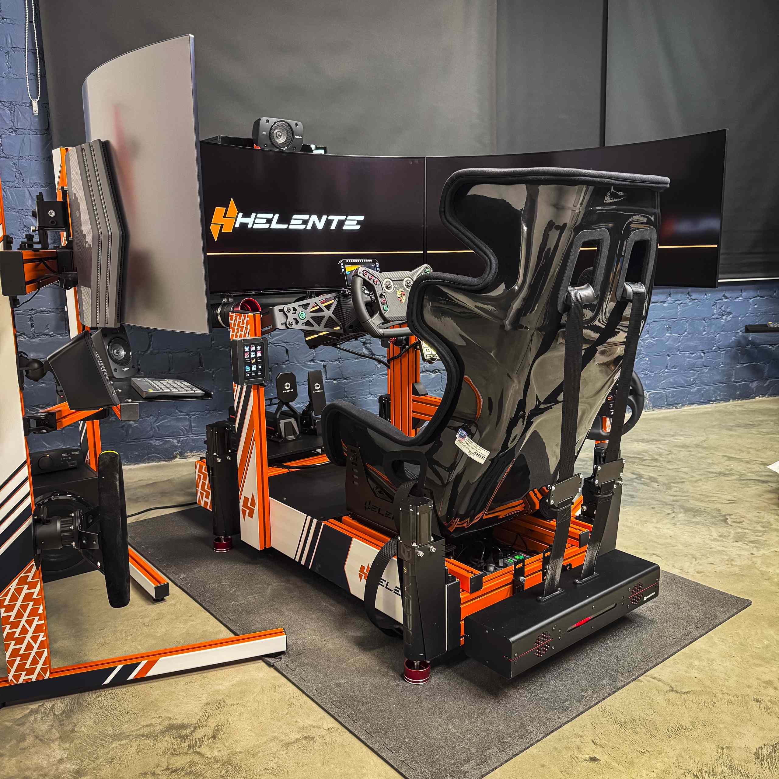 HELENTE “HX” Turnkey Simulator